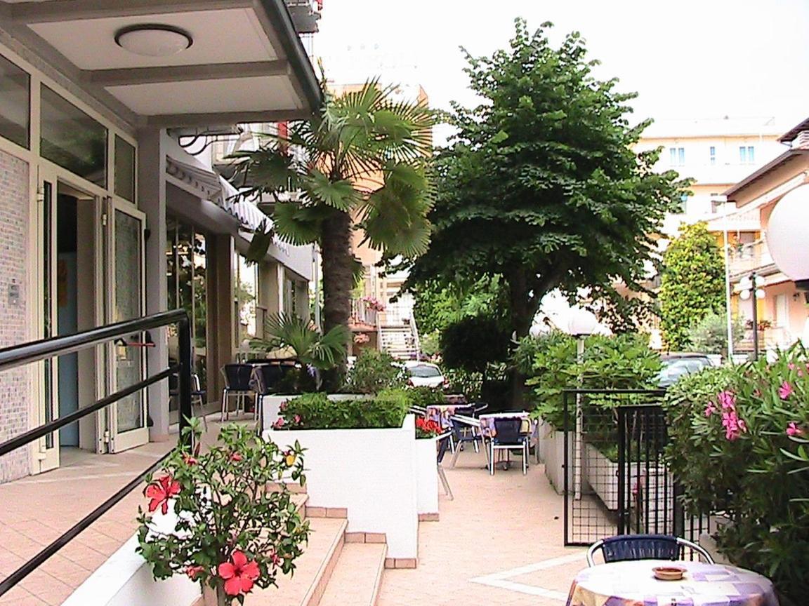 Hotel Universo Rimini Eksteriør billede
