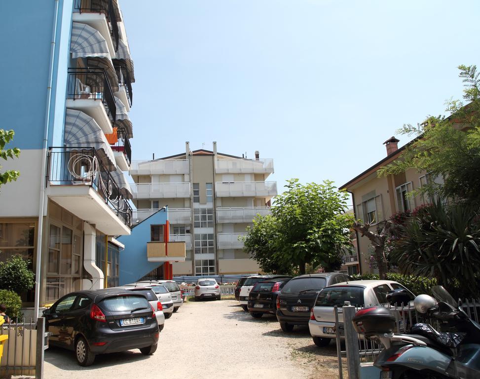 Hotel Universo Rimini Eksteriør billede